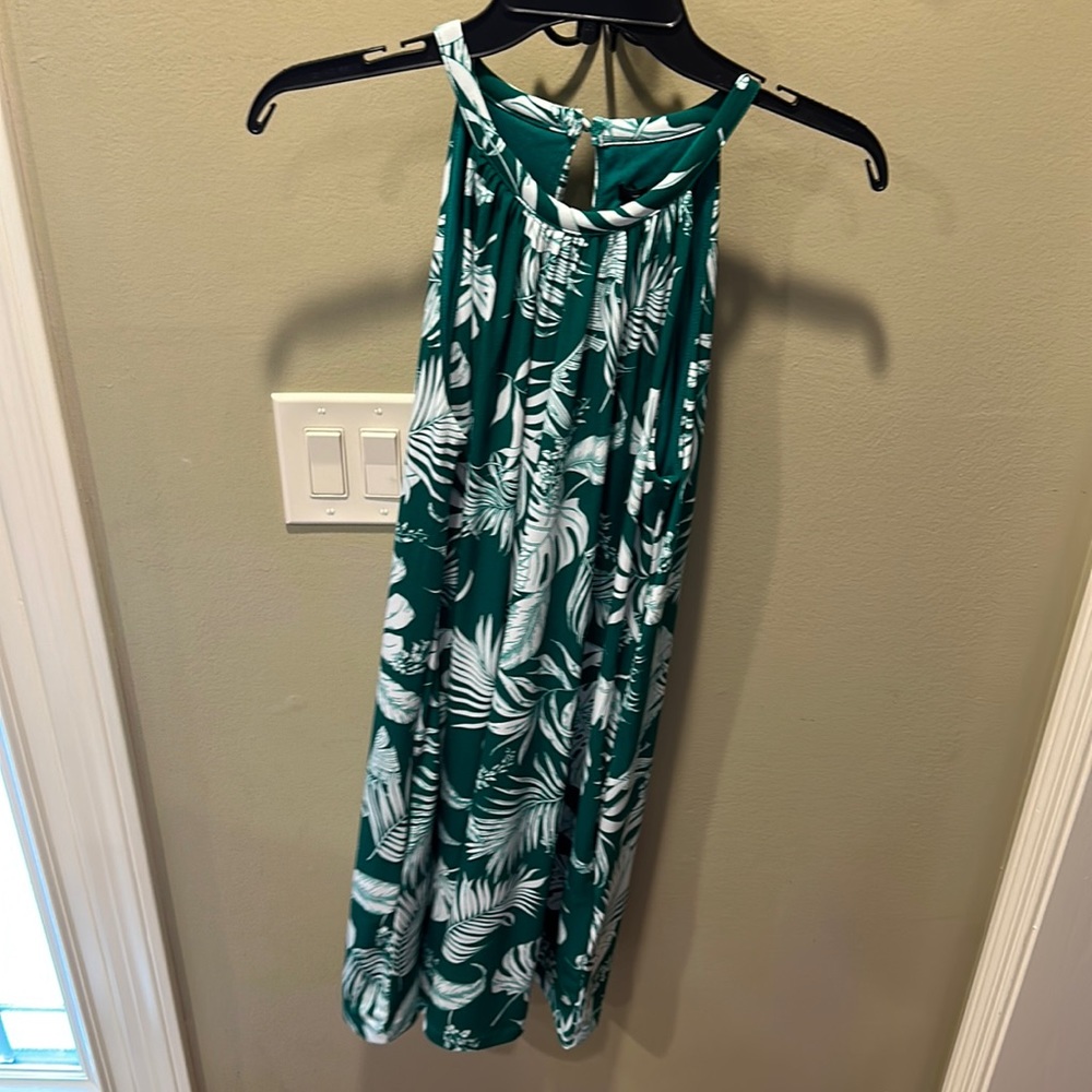 NWT TAHARI Green White tropical Jersey High Neck Swing Dress with POCKETS!! Sz M - Picture 2 of 6